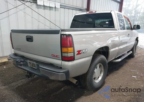 2004 GMC Sierra 1500 Slt z USA, uszkodzony, nr VIN 1GTEK19T14E263805